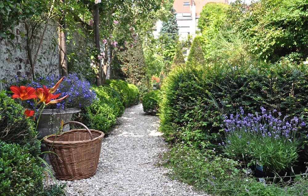 B&B Un Jardin En Ville Saint-Gilles Buitenkant foto