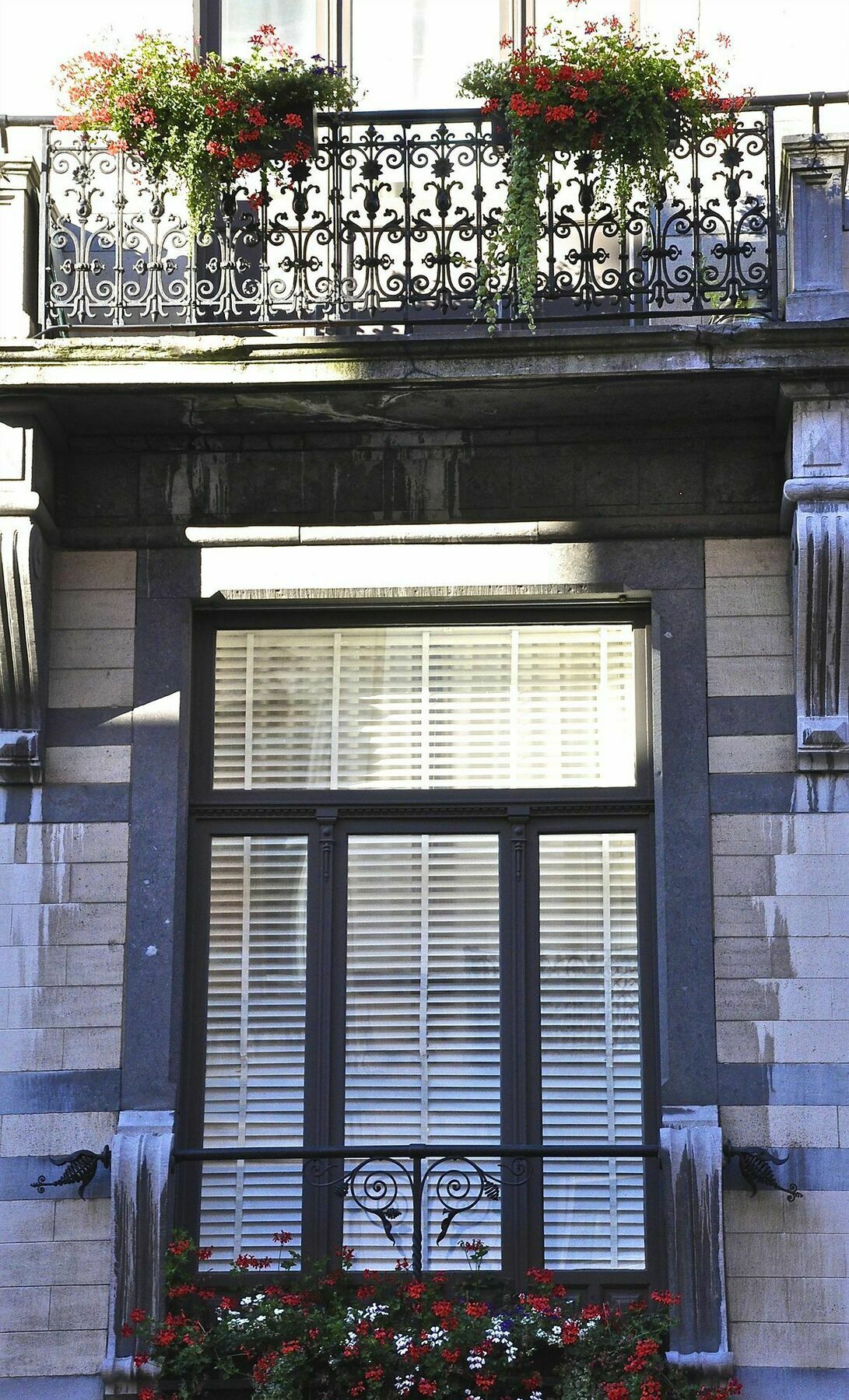 B&B Un Jardin En Ville Saint-Gilles Buitenkant foto